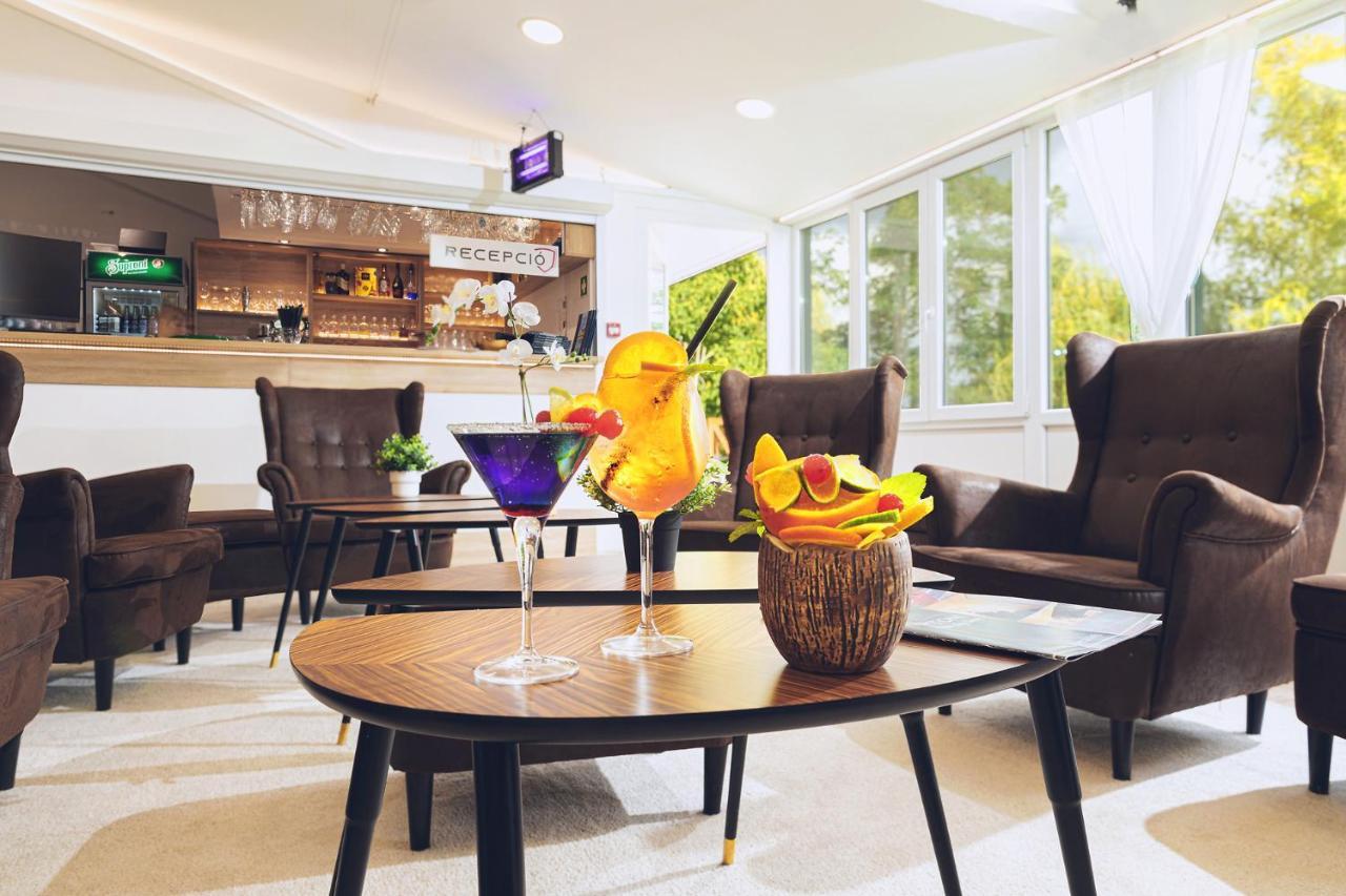 Martoni Resort & Restaurant Szigetszentmarton Екстер'єр фото