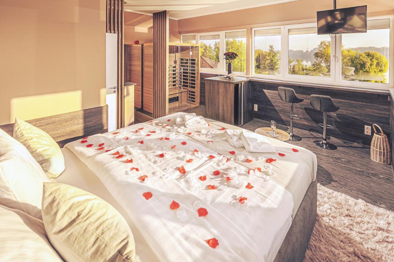 Martoni Resort & Restaurant Szigetszentmarton Екстер'єр фото