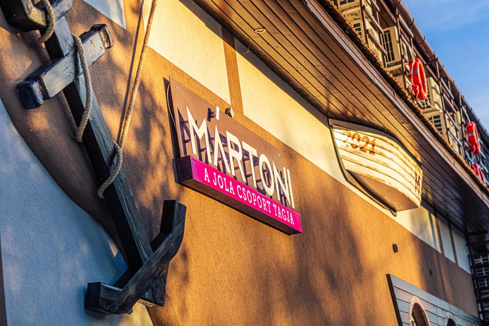 Martoni Resort & Restaurant Szigetszentmarton Екстер'єр фото